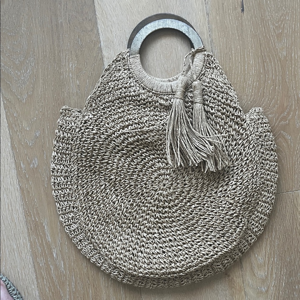 Chic Tan Woven Handbag